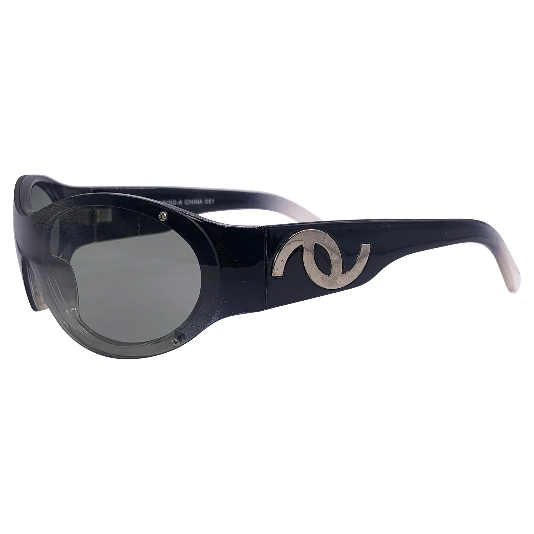 DELUSIONAL Round Y2K Sunglasses